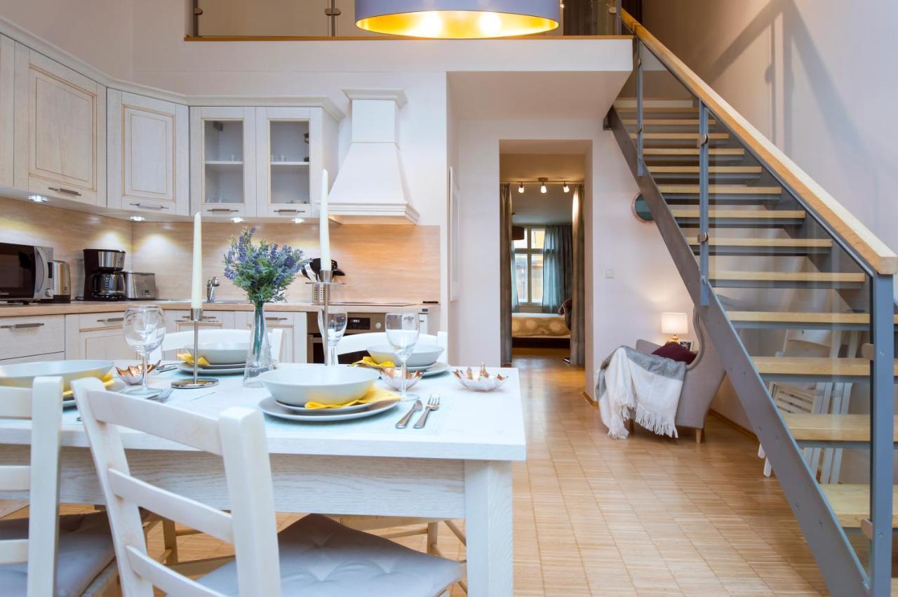 Modern Apartment Charvatova Прага Экстерьер фото