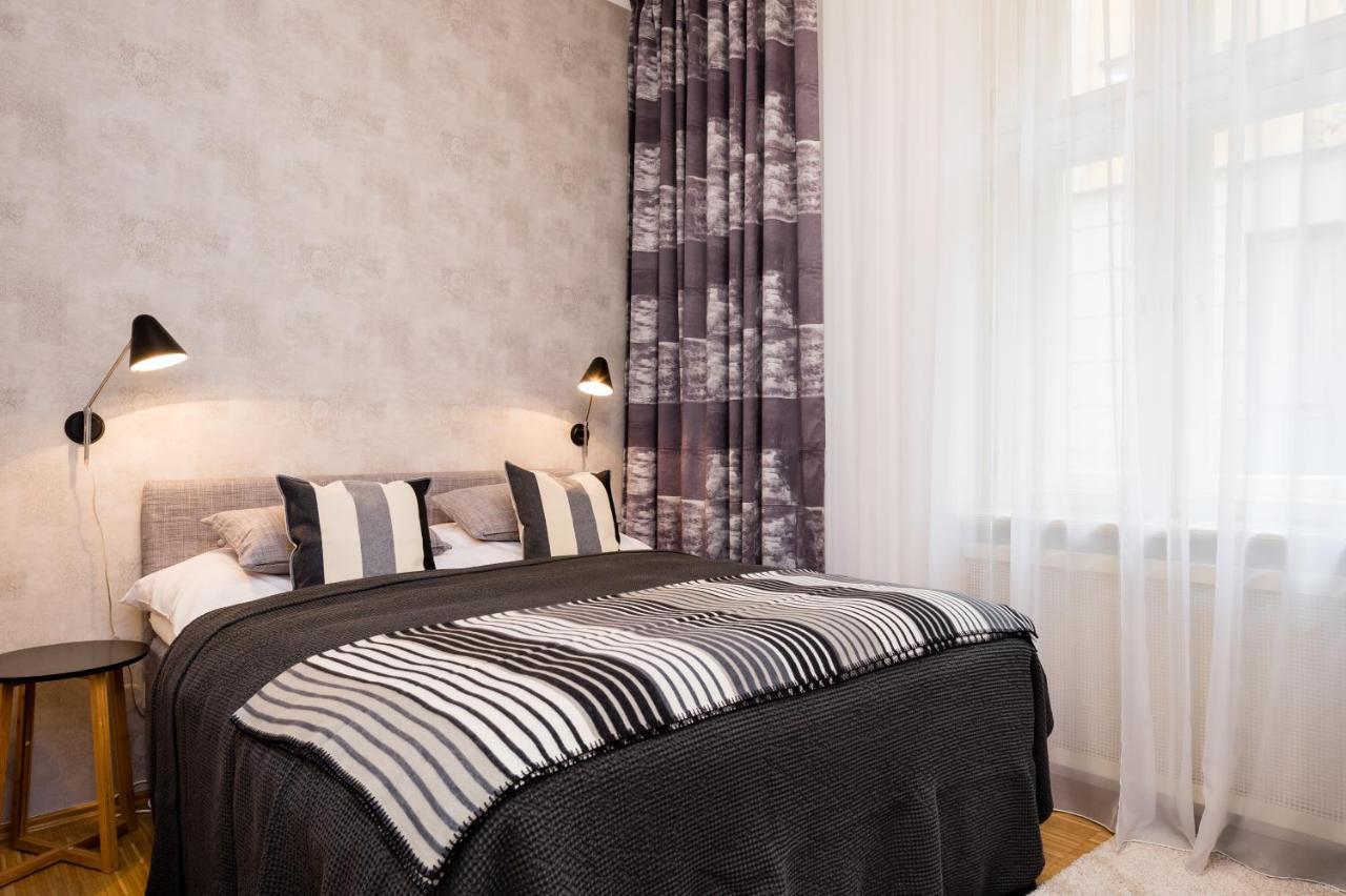 Modern Apartment Charvatova Прага Экстерьер фото